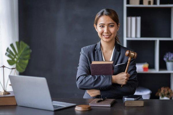 Assistance juridique en droit du travail : le choix à versailles